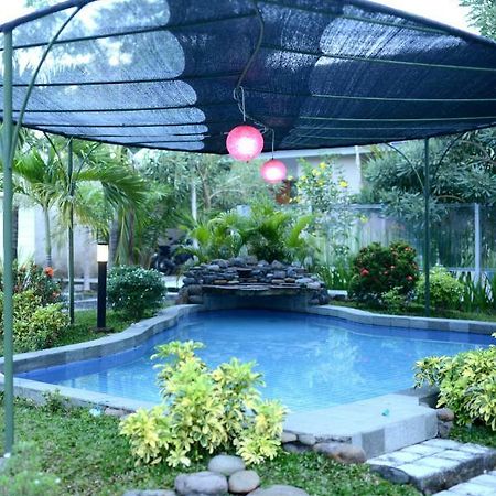 Reddoorz Syariah Plus Near Banyuwangi Airport Extérieur photo