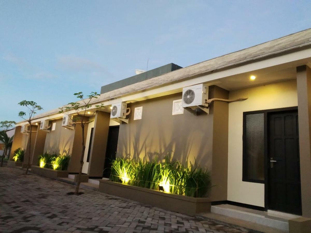 Reddoorz Syariah Plus Near Banyuwangi Airport Extérieur photo
